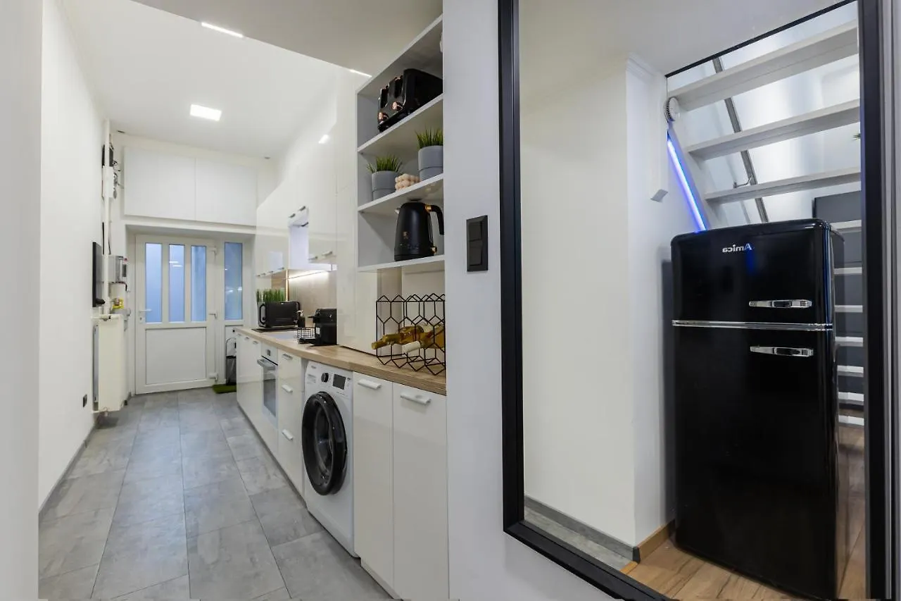 Kiraly21 Downtown Apartment At Gozsdu Garden Budapest Hungary