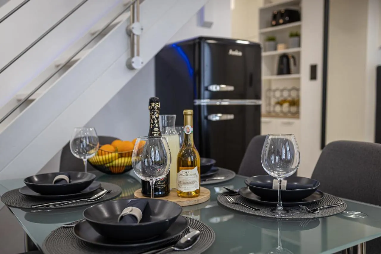 Kiraly21 Downtown Apartment At Gozsdu Garden Budapest