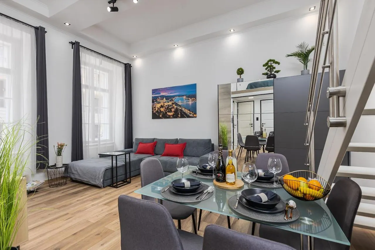 Kiraly21 Downtown Apartment At Gozsdu Garden Budapest 0*,  Hungary
