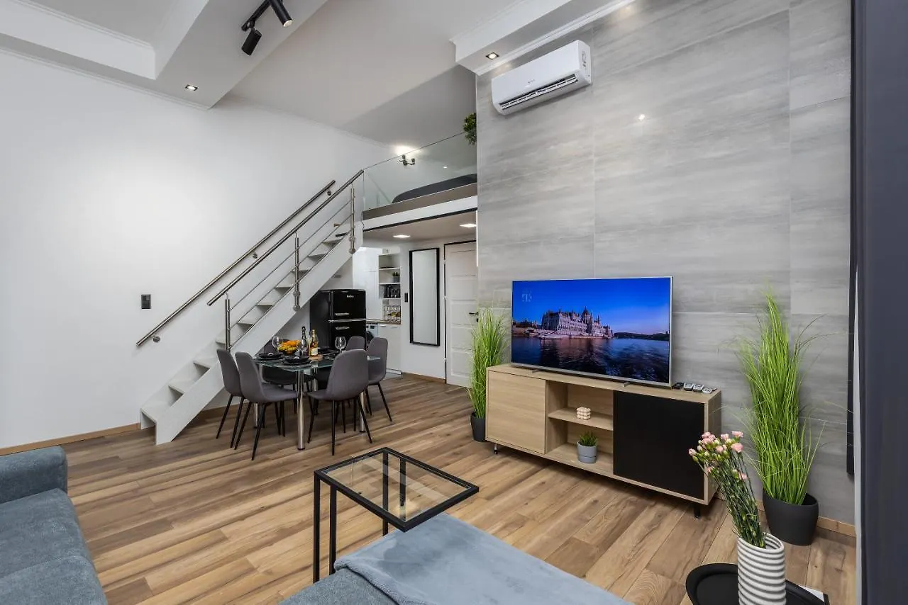 Kiraly21 Downtown Apartment At Gozsdu Garden ブダペスト