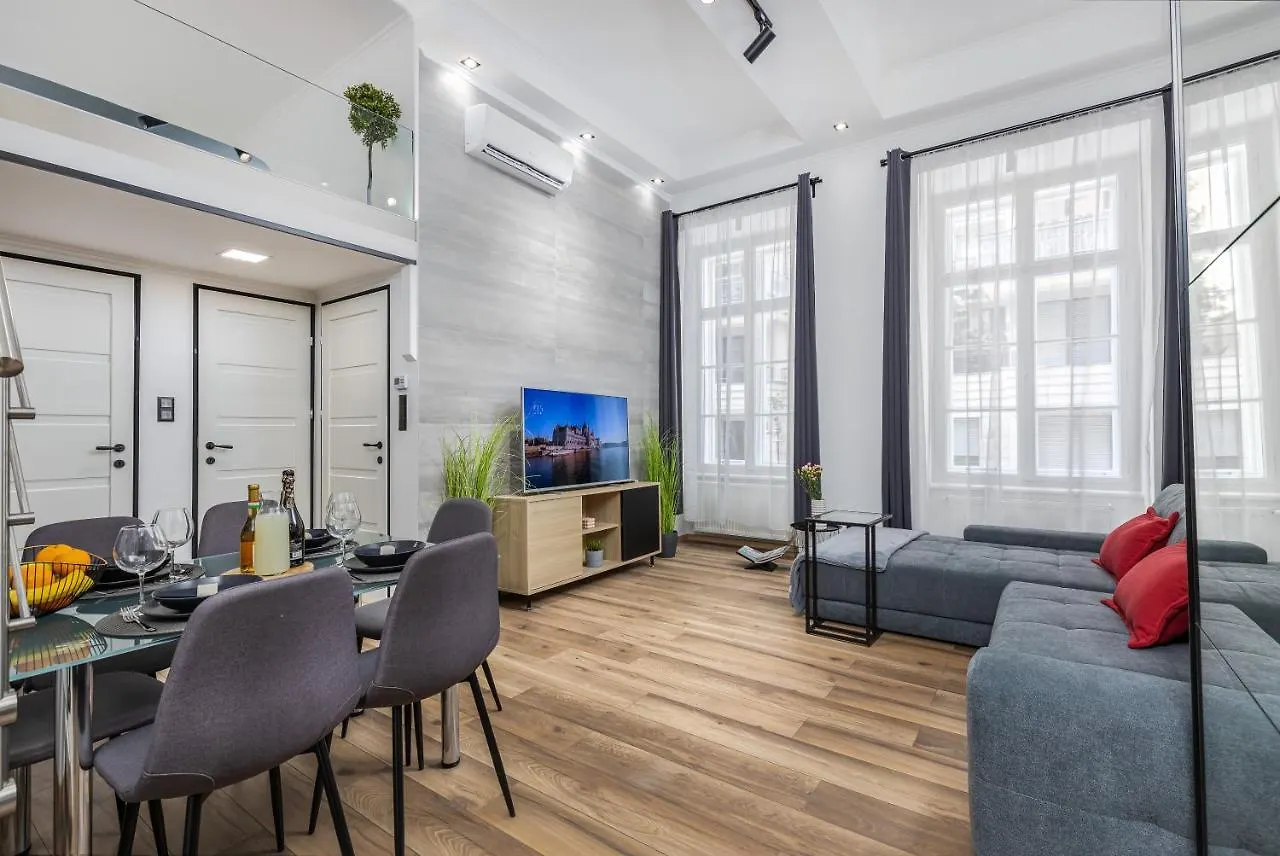Kiraly21 Downtown Apartment At Gozsdu Garden ブダペスト ハンガリー